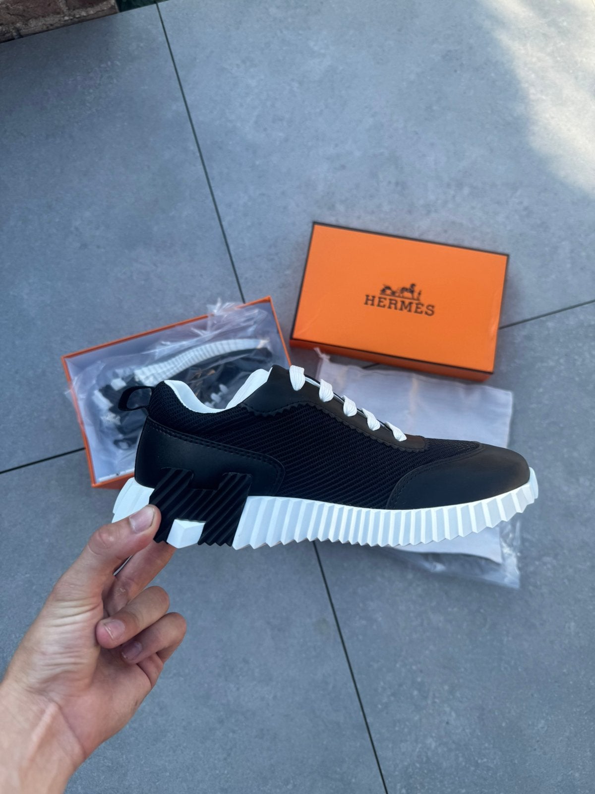Sneaker Hermès Day, Neuf, Enlèvement ou Envoi, Baskets, Noir