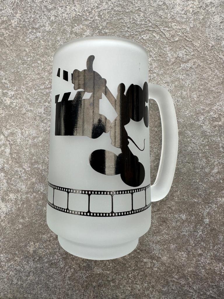 Vintage 1987 Disney MGM Studios Mickey Mouse mok, Ophalen of Verzenden, Mickey Mouse, Nieuw, Servies