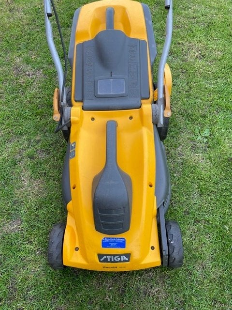 elektrische grasmaaier, Stiga, Tondeuse rotative, 30 à 39 cm, Enlèvement