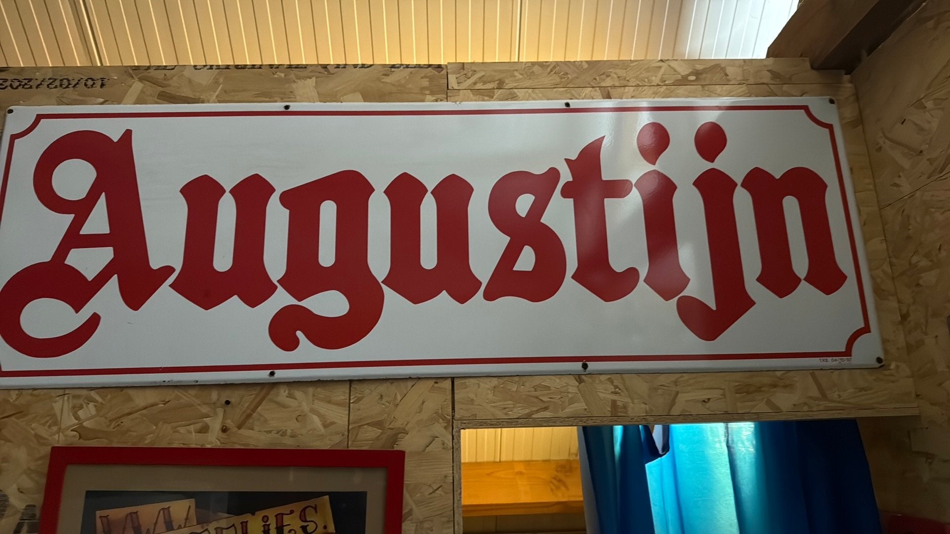 Emaille bord Augustijn, Verzamelen, Ophalen, Zo goed als nieuw