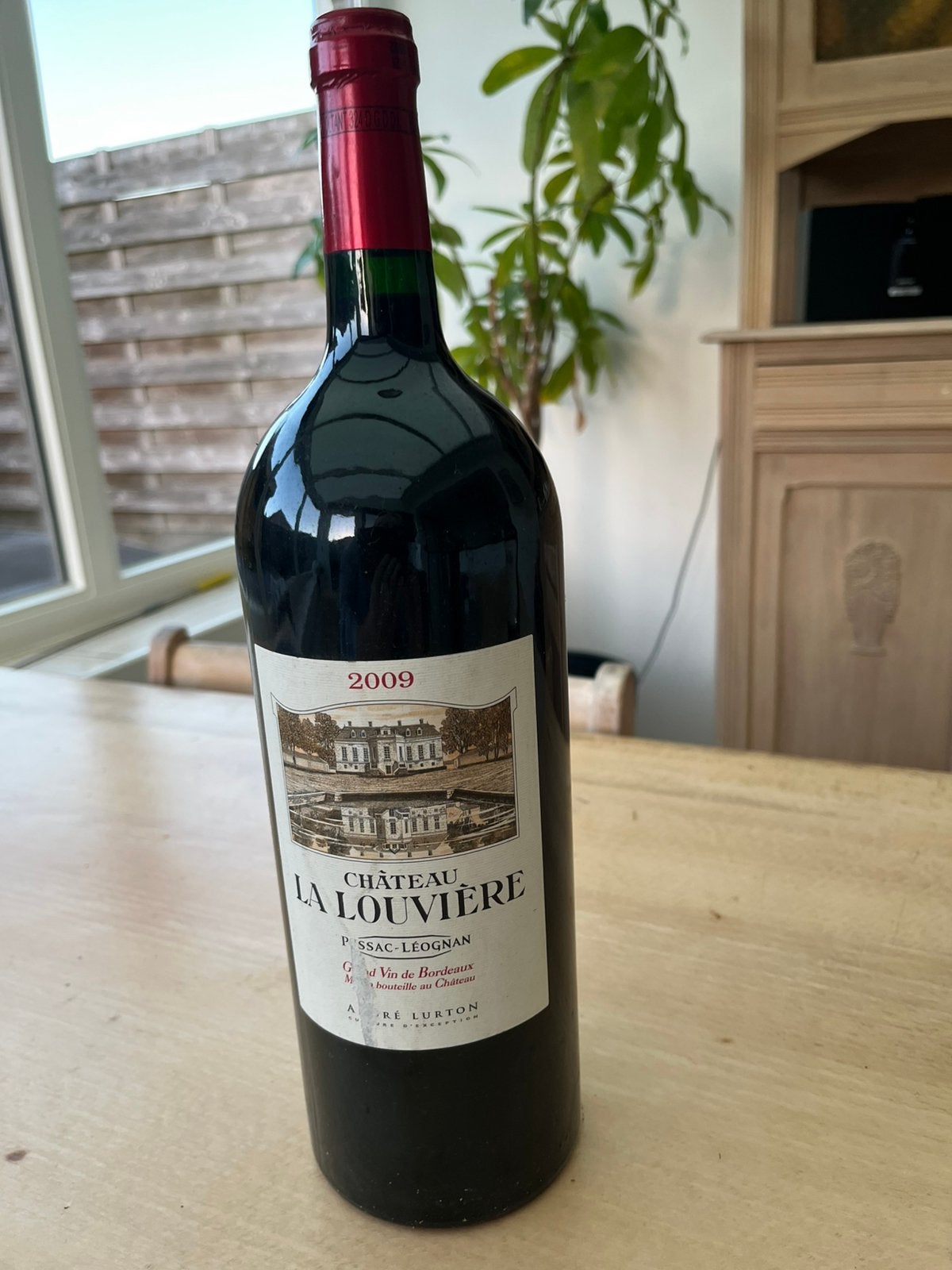 Chateau La Louvière, Ophalen, Frankrijk, Zo goed als nieuw, Rode wijn