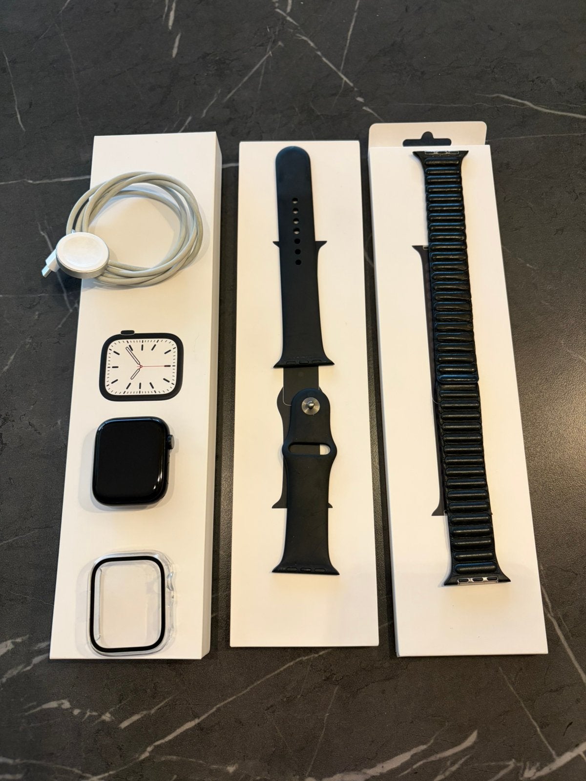 Apple Watch Series 7 Midnight AC 45 MM - 2 bandjes, Étanche, Enlèvement ou Envoi, IOS, Comme neuf