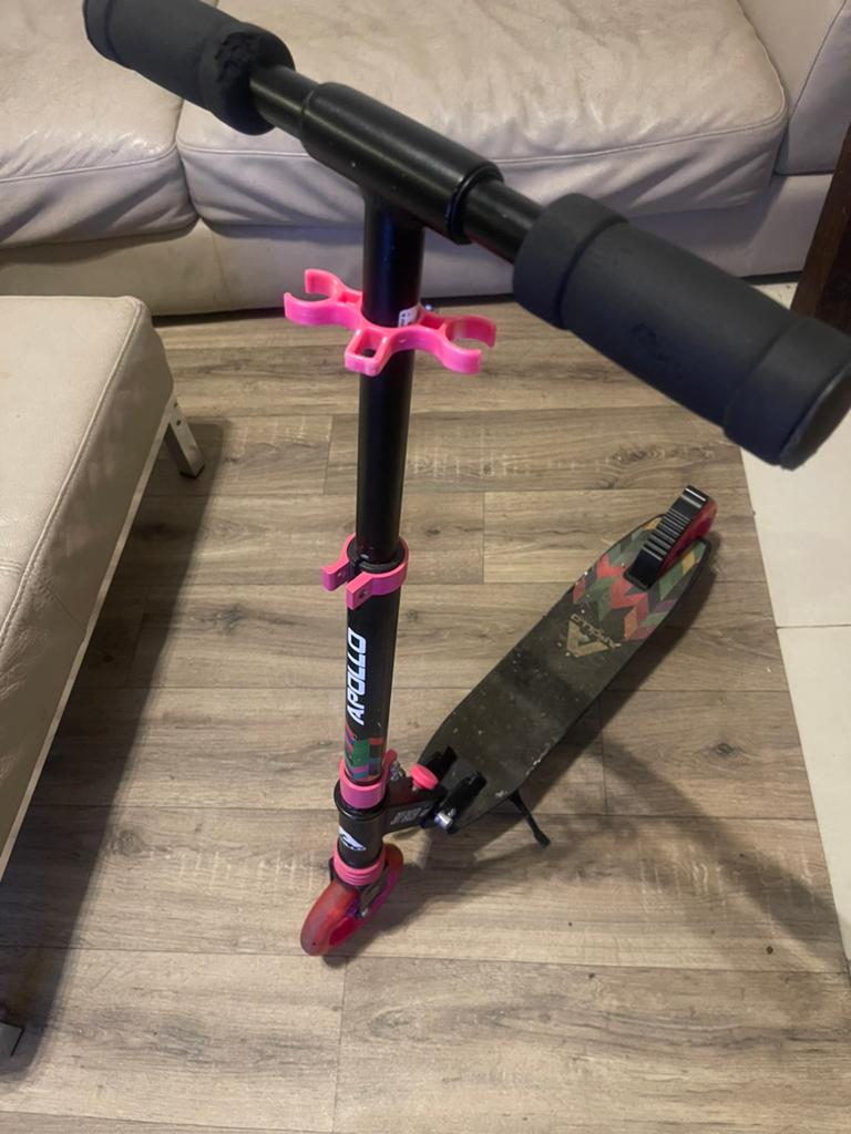 Trottinette Apollo Sky Racer avec roues LED - Bon état, Enlèvement ou Envoi, Comme neuf