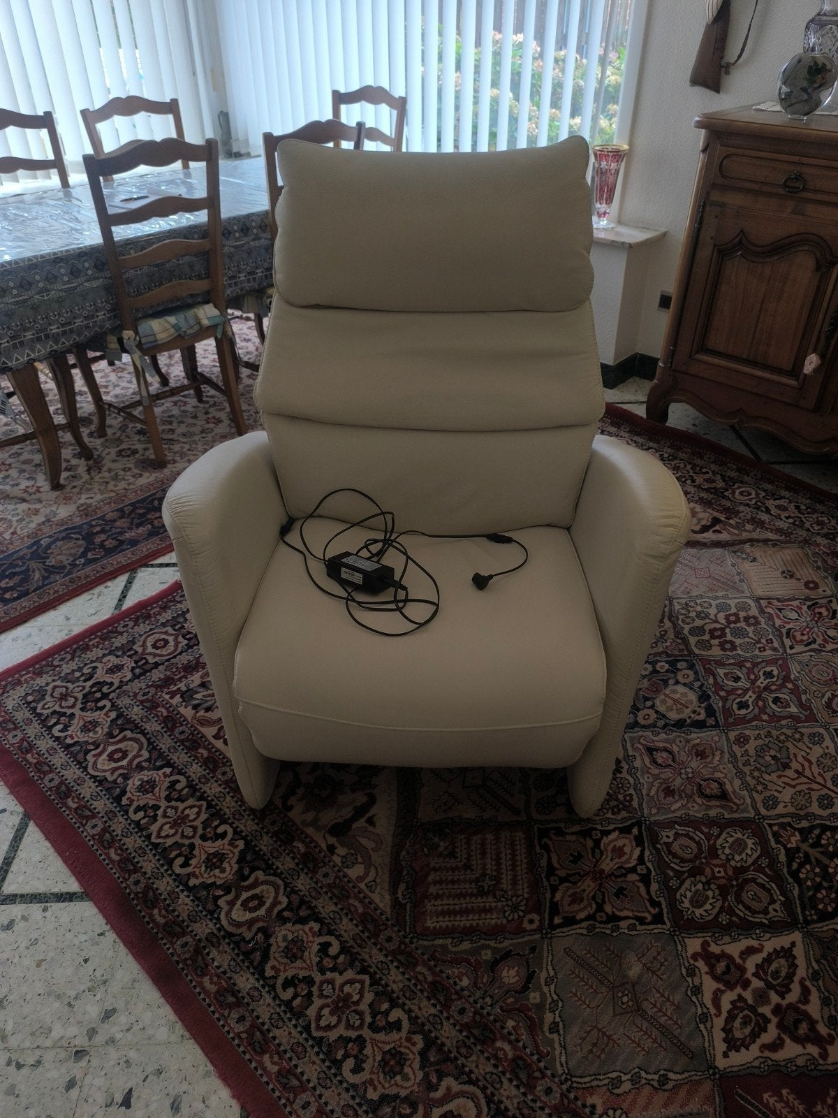Fauteuil cuir électrique, Enlèvement, Comme neuf, Cuir