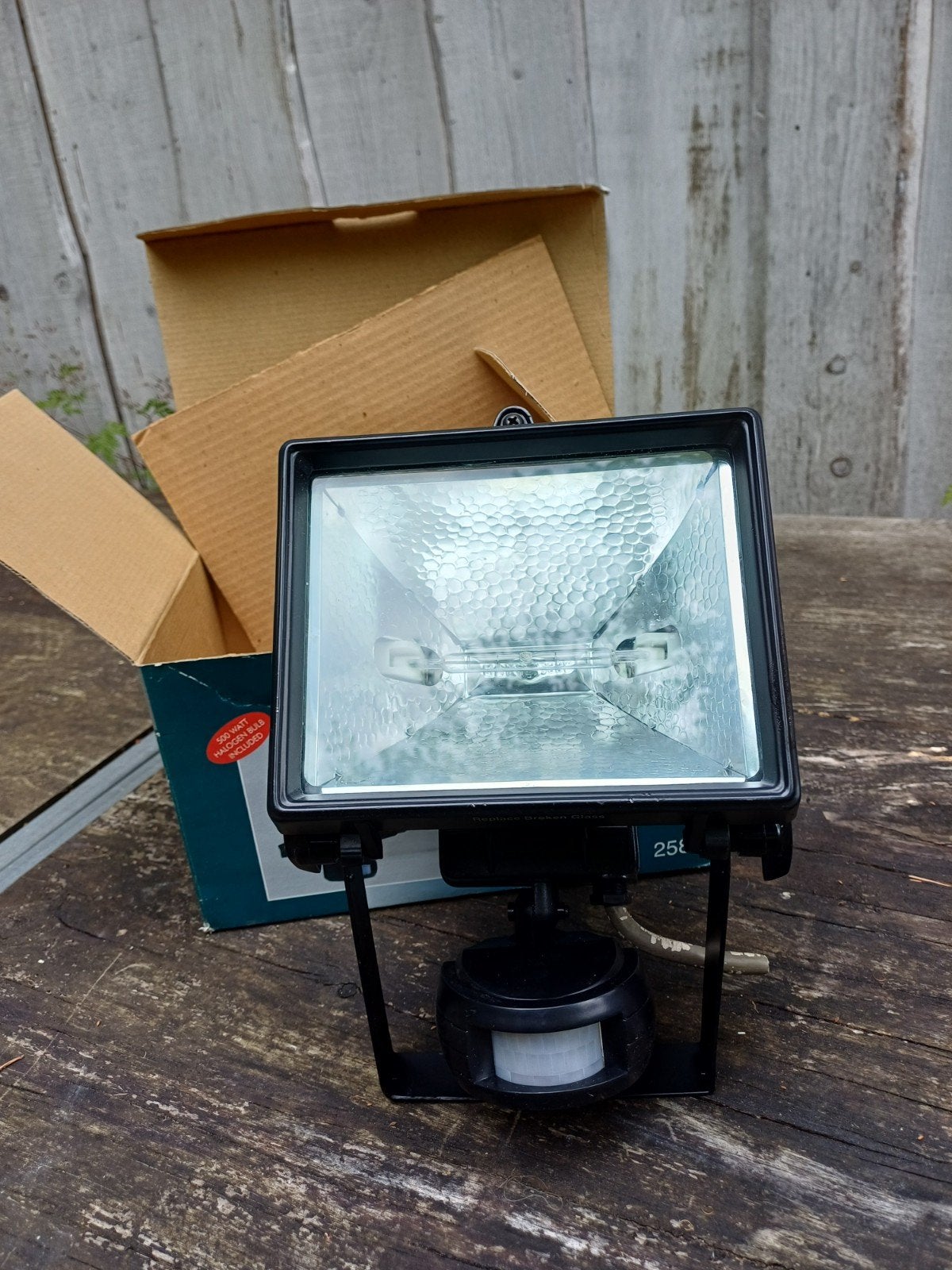 Halogeenlamp 500 watt, Ophalen
