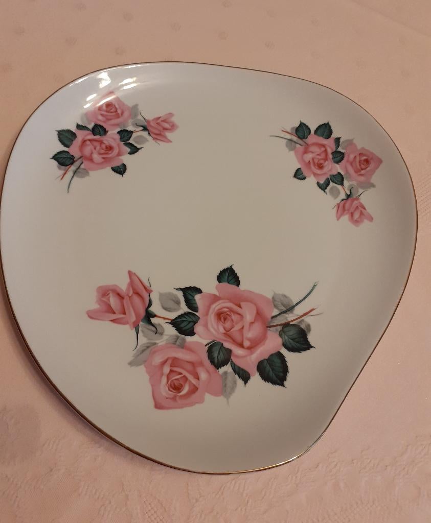 Plat à fleurs, Enlèvement