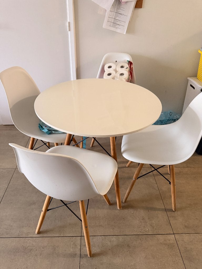 ronde tafel met 4 stoelen, Huis en Inrichting, Tafels | Eettafels, 50 tot 100 cm, Rond, Zo goed als nieuw, Vier personen