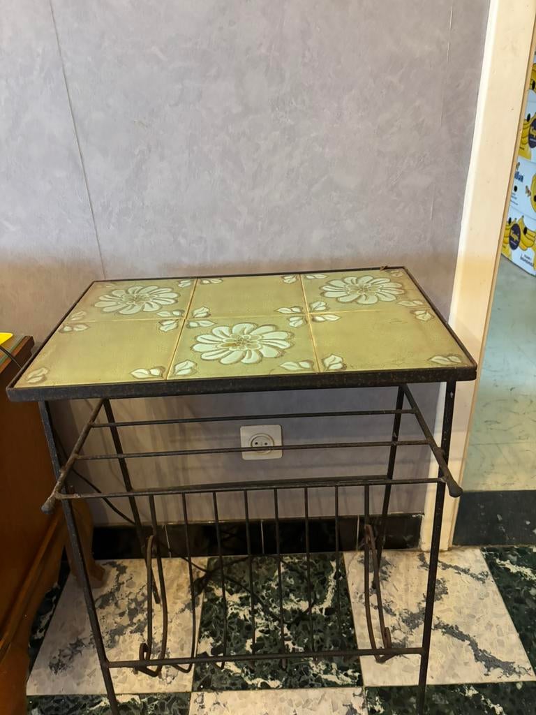 Vintage bijzetrafel,asbak,tv meubel ….en andere, Antiek en Kunst, Ophalen