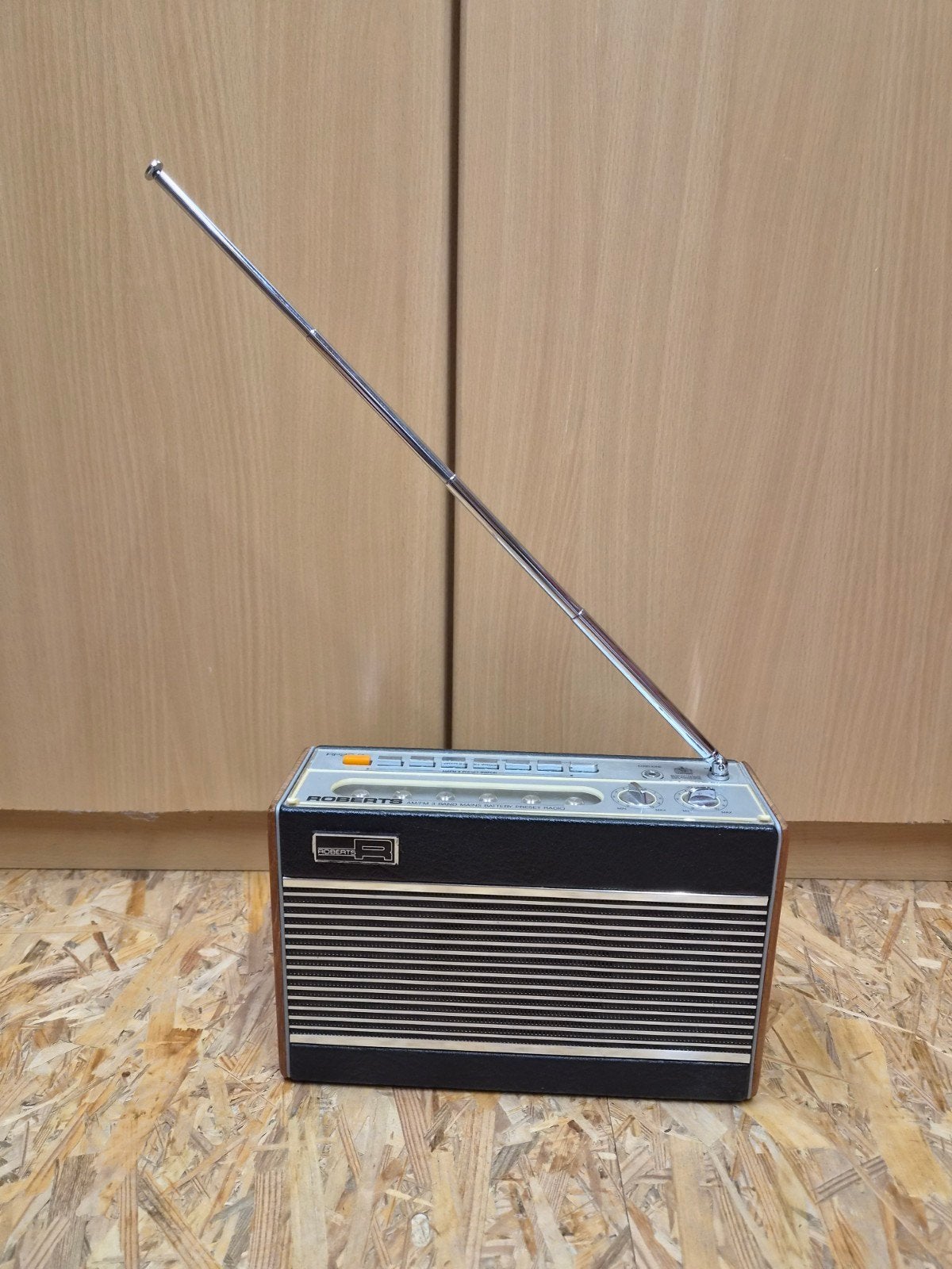 roberts 3 band radio  vintage, Enlèvement ou Envoi, Utilisé, Radio