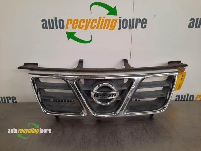 Grille van een Nissan X-Trail, Gebruikt, -, -, -