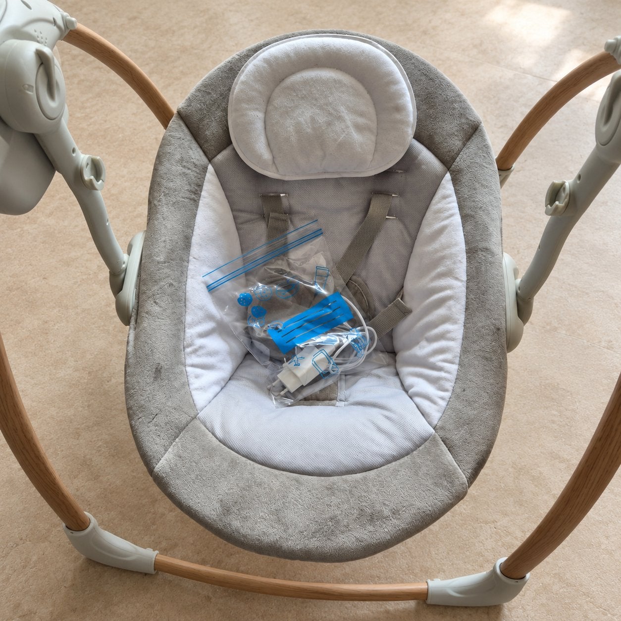 Elektrische babyschommel, Kinderen en Baby's, Ophalen, Zo goed als nieuw