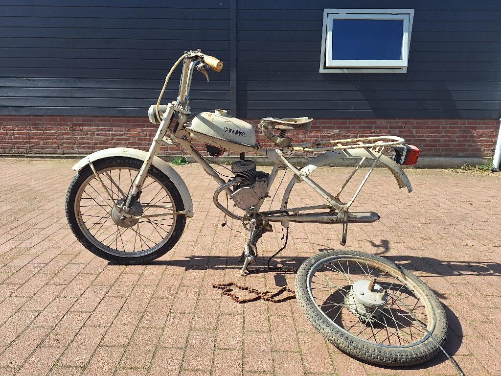 à vendre cyclomoteur Riga 13 oldtimer 49cc Project, Enlèvement
