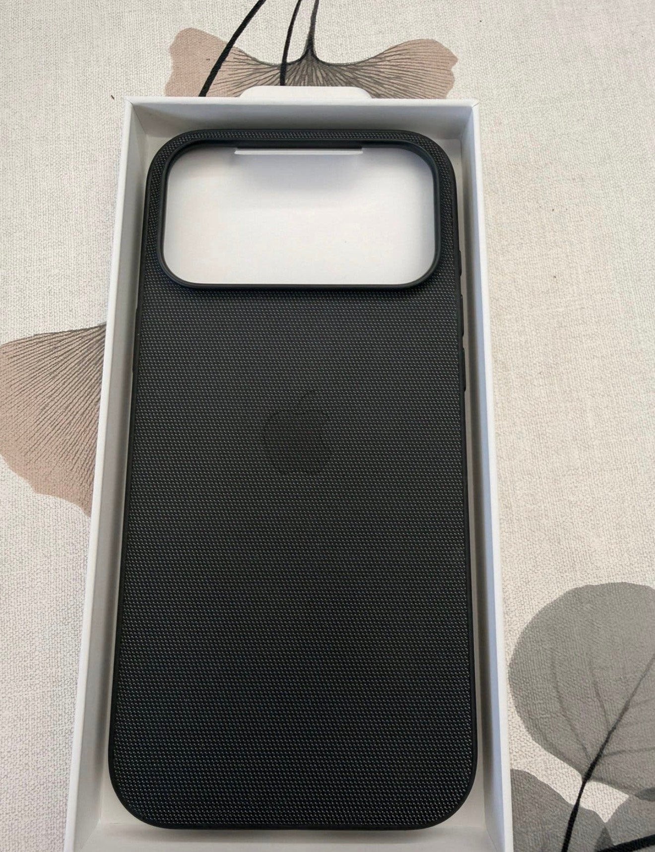 Iphone 17 pro max black techwoven case, Enlèvement, Comme neuf, IPhone 17