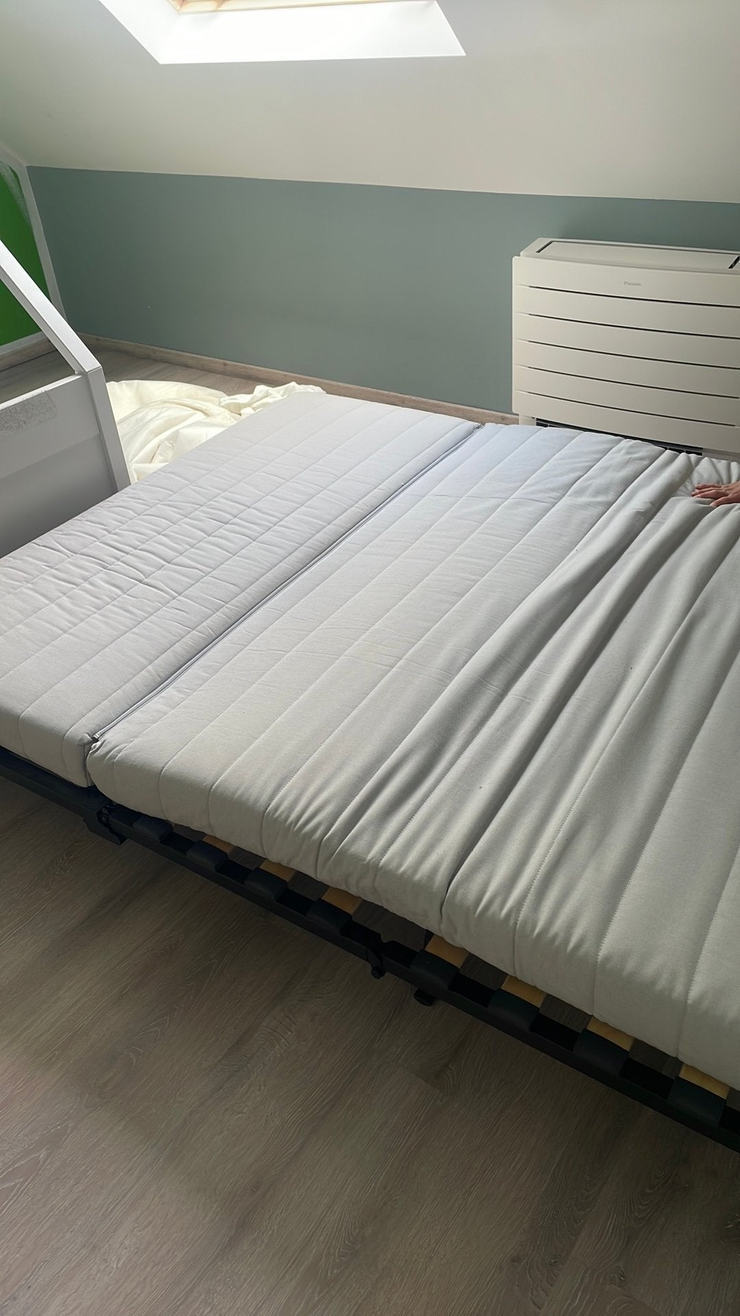 Zetel/ logeerbed 2 personen, Neuf, Matelas, 140 cm, Enlèvement