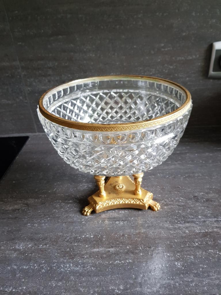 Vintage kleurloze coupe met verguld messing voet, goede staa, Huis en Inrichting, Woonaccessoires | Schalen en Manden, Ophalen