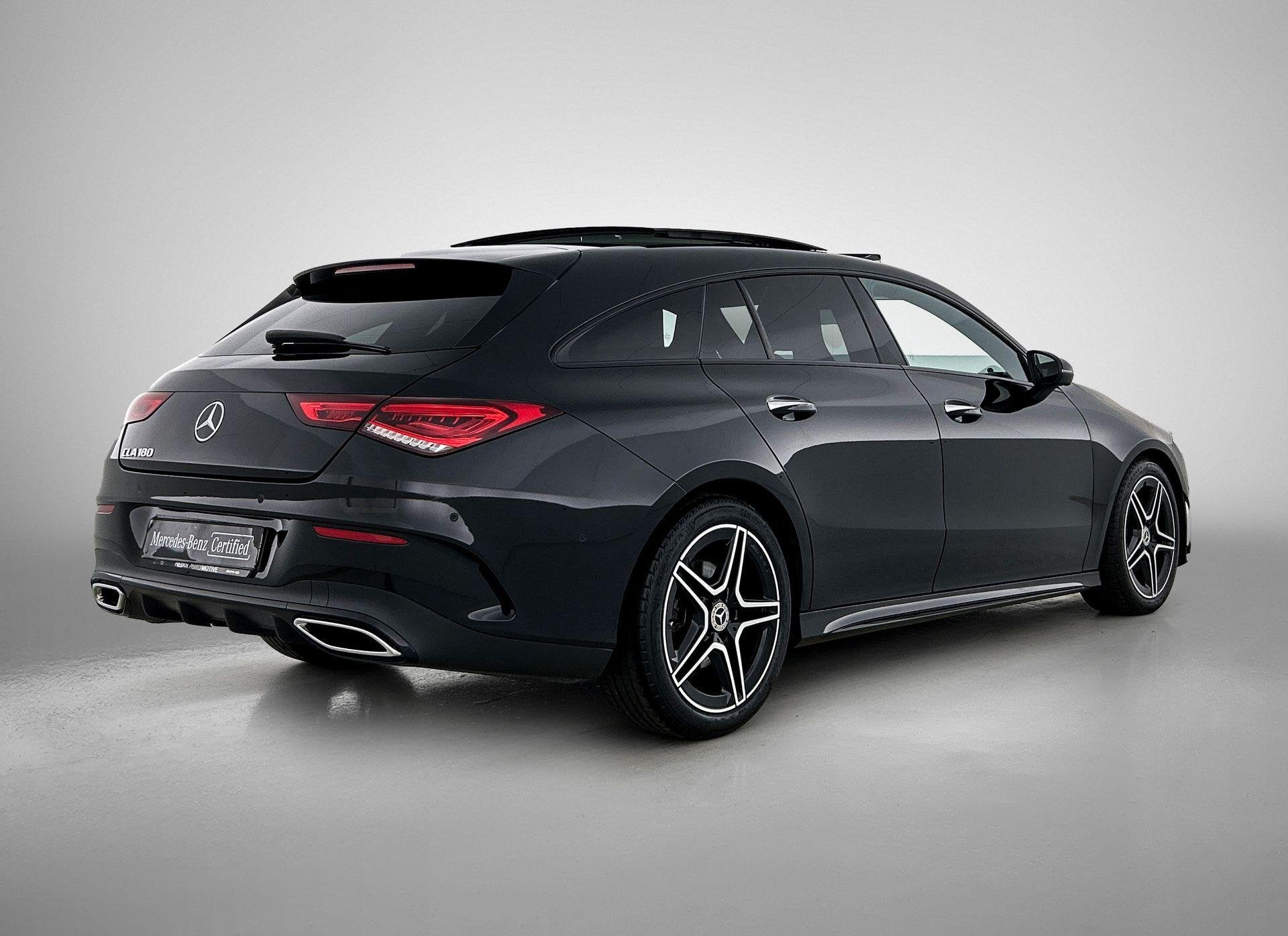 Mercedes-Benz CLA-Klasse 180 Shooting Brake AMG Line Night P, Auto's, CLA, Stof, 4 cilinders, 136 pk