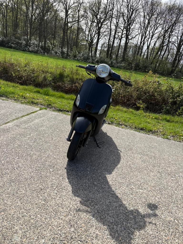 Venesi look a like toscana moet dringend weg!, Ophalen, Zo goed als nieuw