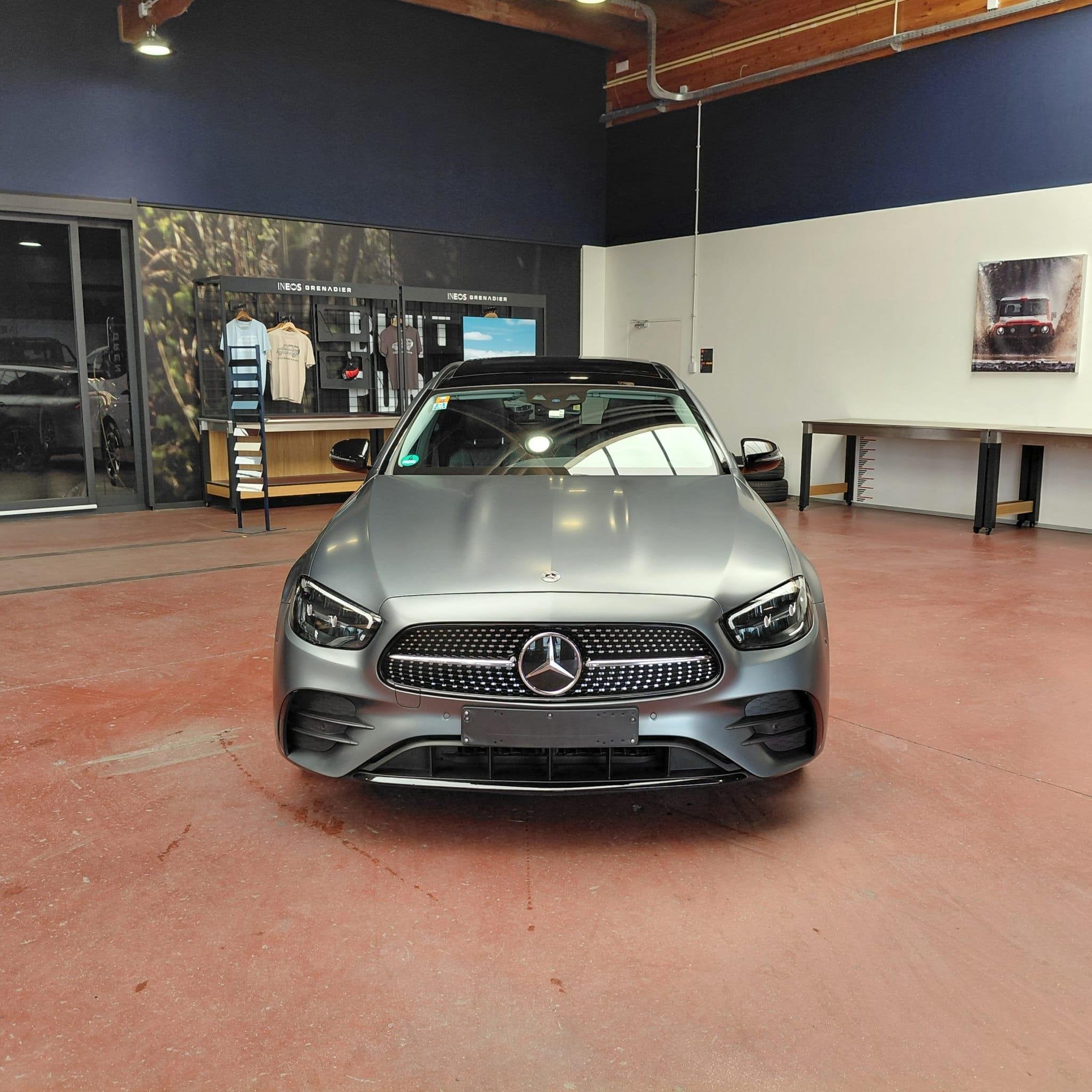 Mercedes-Benz E-klasse 300 DE Break AMG Line | Trekhaak | Sm, Automaat, 4 cilinders, 2145 kg, Plug-in hybride