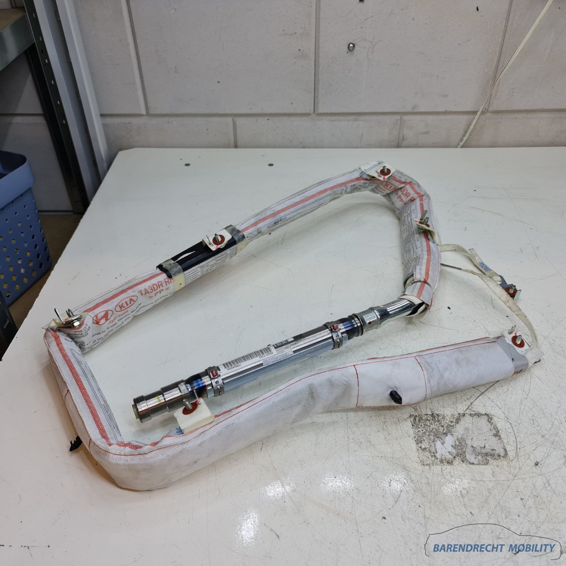 Hemelairbag Kia Picanto II dak 850201Y200 1Y8504000 rechts p, Heolleung-ro 12
06797  Seoul, Info@kia.com, Kia Corporation, Gebruikt