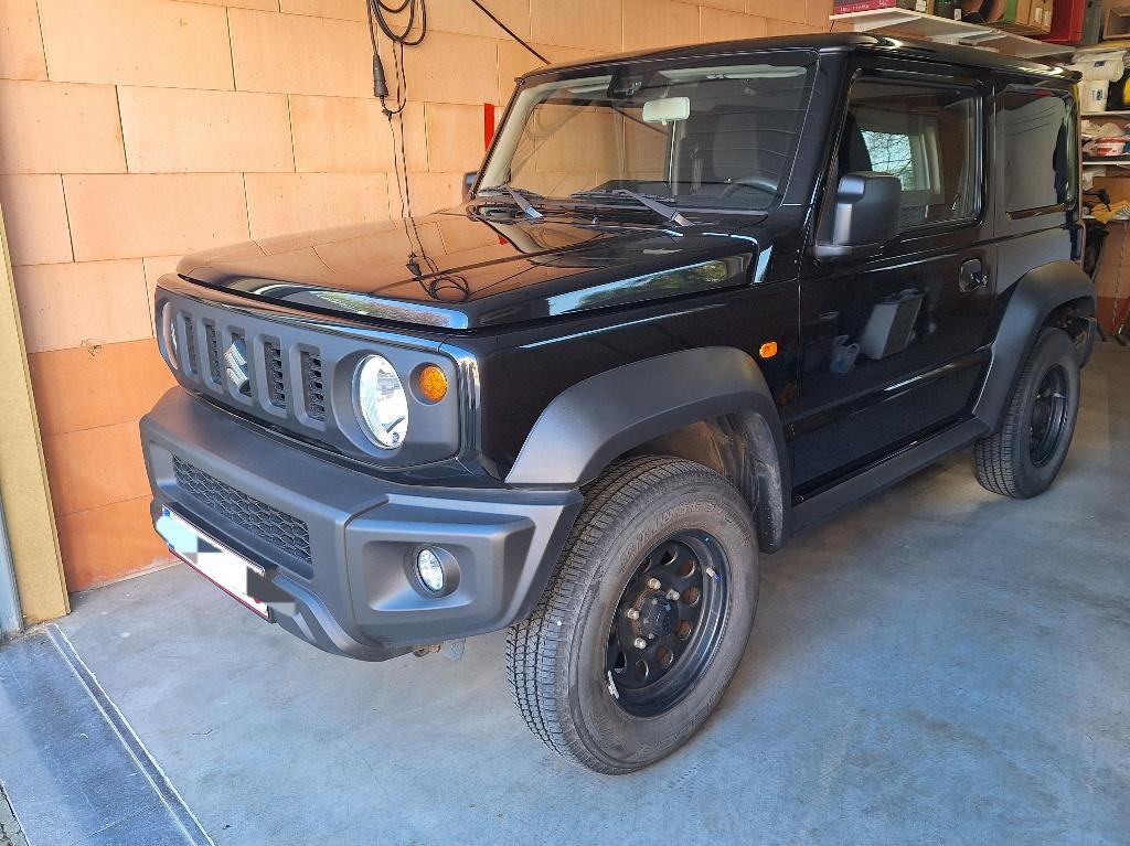 Suzuki Jimny. 17.300km. 4 zitplaatsen, Auto's, Suzuki, Particulier, Jimny, 4x4, Airbags, Airconditioning, Bluetooth, Centrale vergrendeling