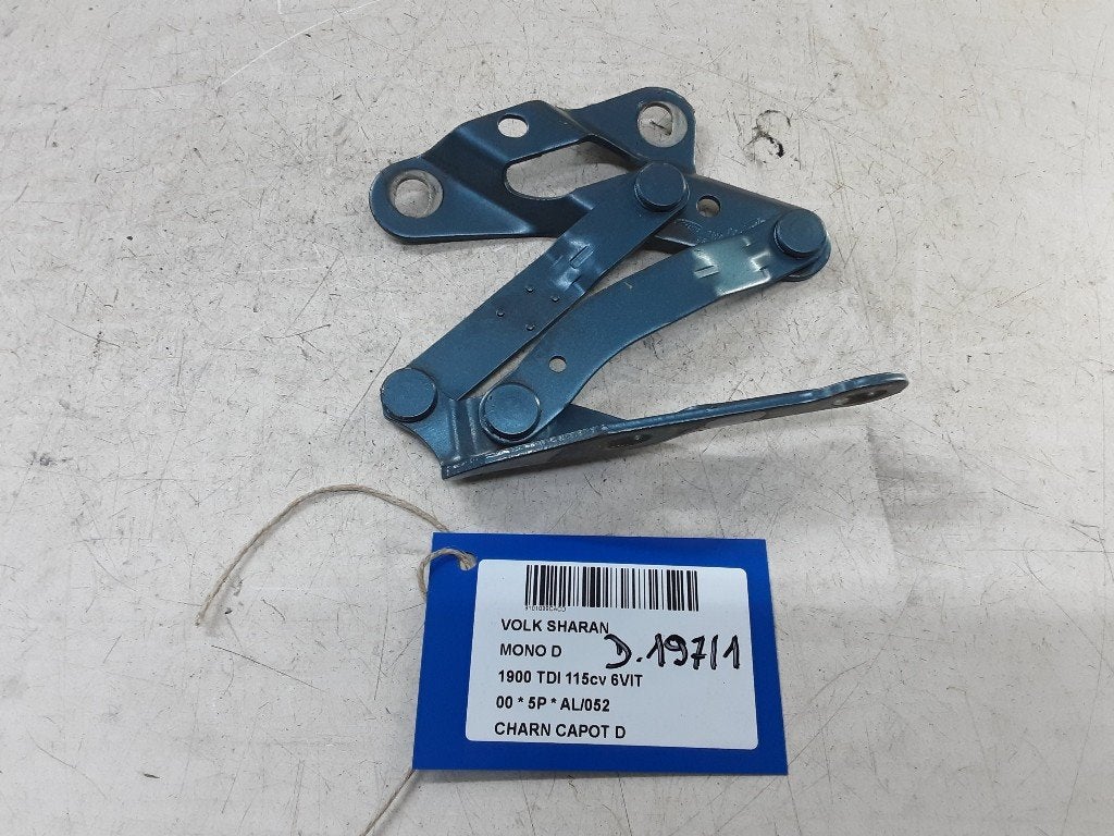 CHARNIERE DE CAPOT DROIT Volkswagen Sharan (7M8 / M9 / M6), Volkswagen, Mevr. I. Hauben, Utilisé, Rue de l'Espoir 34 34
4030  GRIVEGNÉE, BE