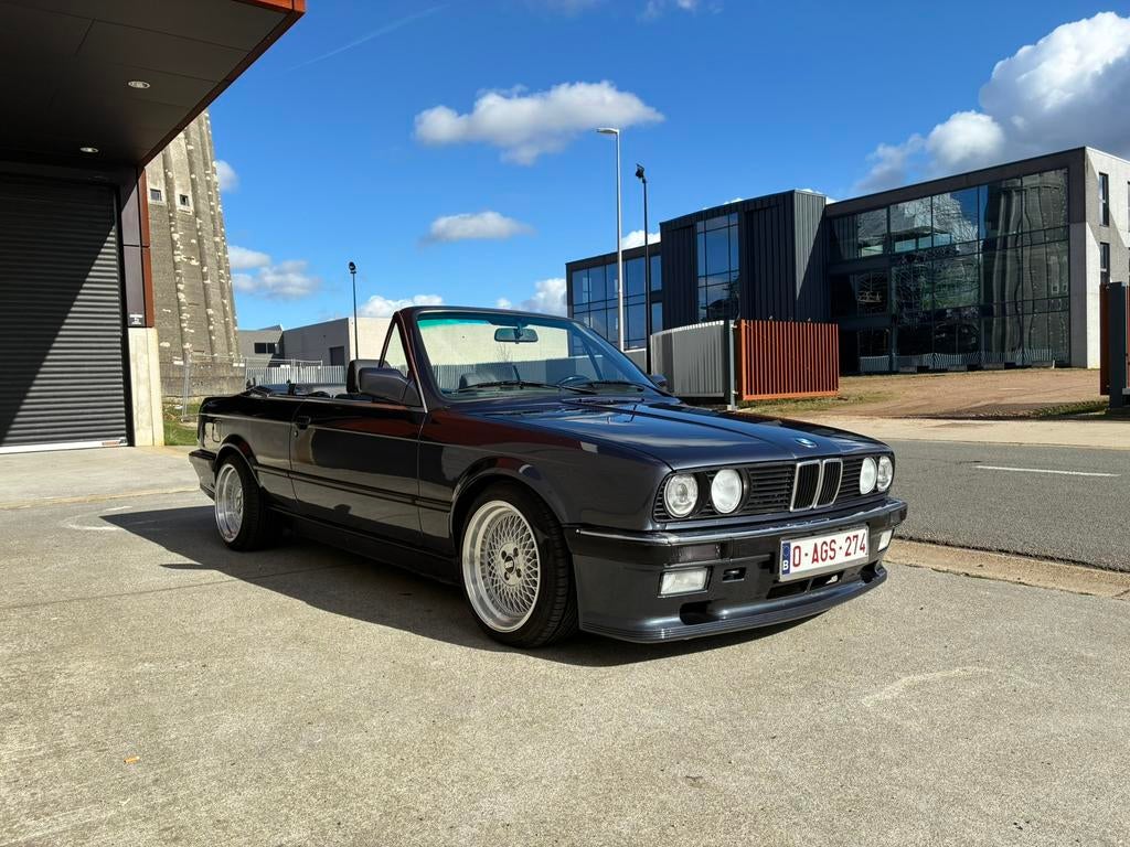 BMW E30 Cabrio 330i M54B30 Gekeurd voorverkoop, Autos, Cuir, Achat, Cabriolet, Boîte manuelle