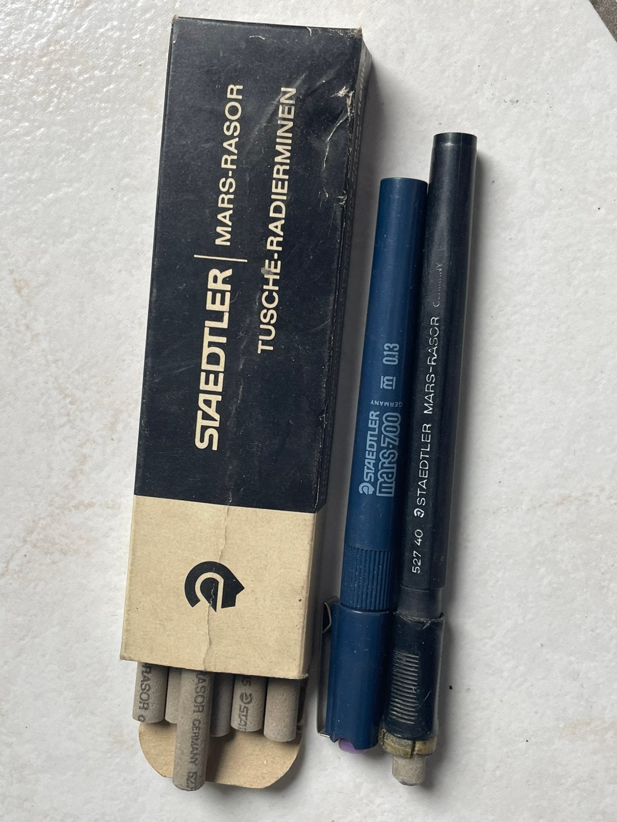 Gomme à enlever l'encre Staedtler et stylo, Divers, Enlèvement ou Envoi, Comme neuf