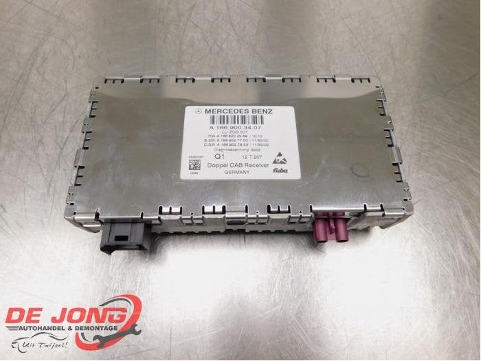 Amplificateur radio d'un Mercedes SLK, 3 mois de garantie, Utilisé, -, -