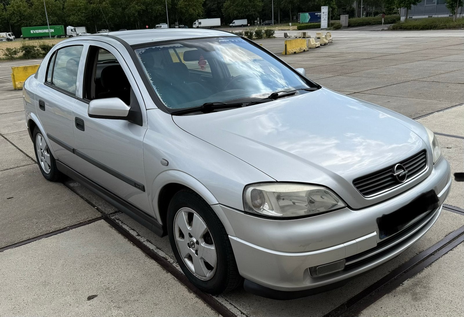 Opel Astra 1.4 Benzine Euro 4 Gekeurd vvk, Auto's, Opel, Zwart, 4 cilinders, 1395 cc, 5 deurs