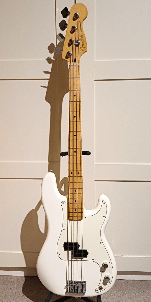 Neuve Fender Precision Bass, Musique & Instruments, Enlèvement ou Envoi, Comme neuf, Électrique