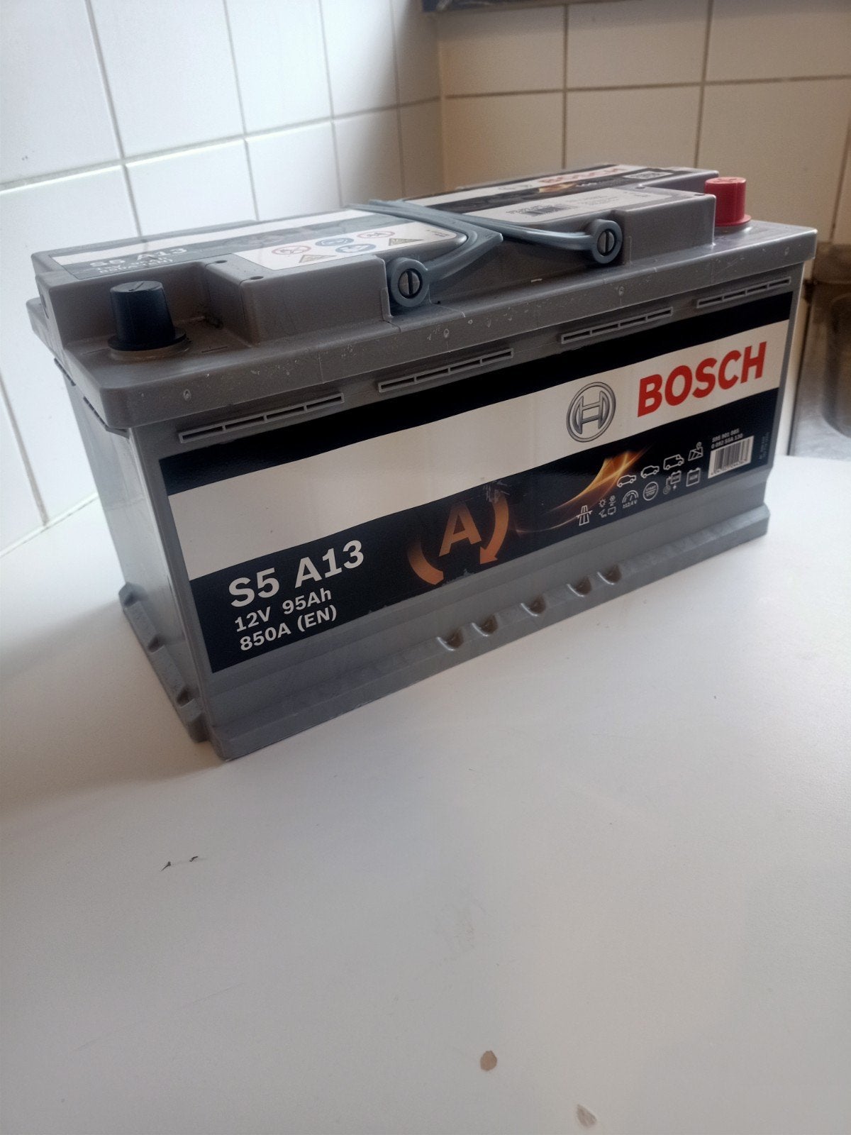 Bosch Auto Batterij 95 Ah nieuw start stop, Auto-onderdelen, Accu's en Toebehoren, Ophalen