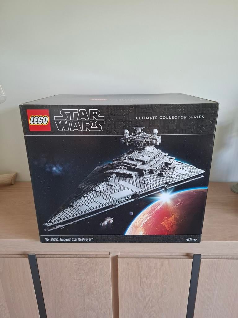 Lego star wars UCS Imperial star destroyer 75252, Ophalen