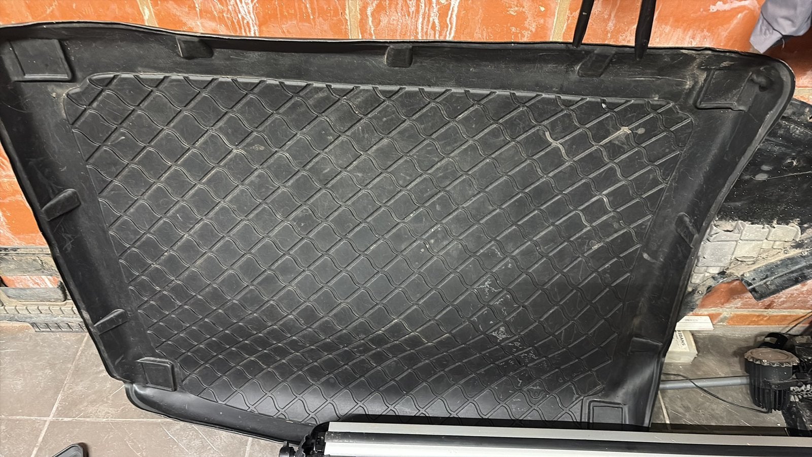 Tapis hiver et protection coffre porsche cayenne, Enlèvement, Neuf, Porsche