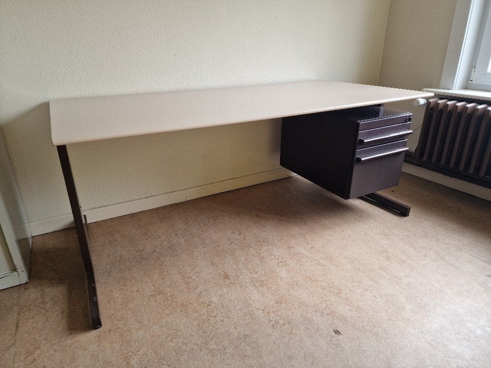 bureau met ladekast (Lengte: 1m80 breedte: 0m90), Enlèvement ou Envoi, Utilisé, Métal