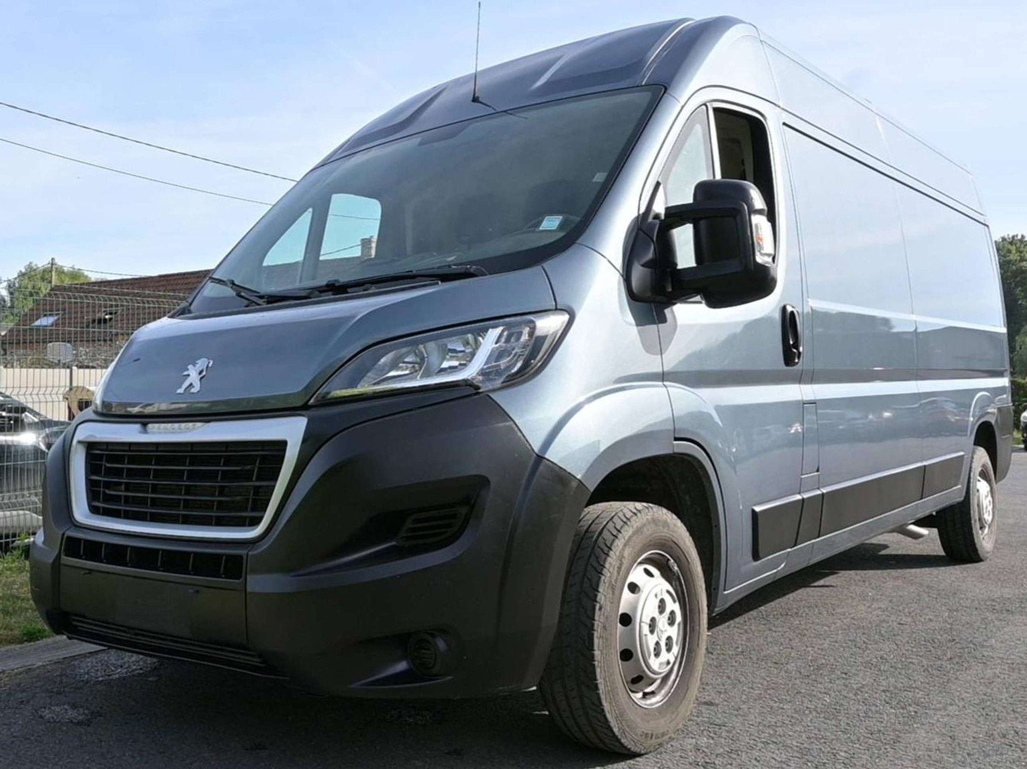 Peugeot Boxer 2.2 BlueHDi L2H2 Premium S/S, Cruise Control, Argent ou Gris, Achat, Euro 6