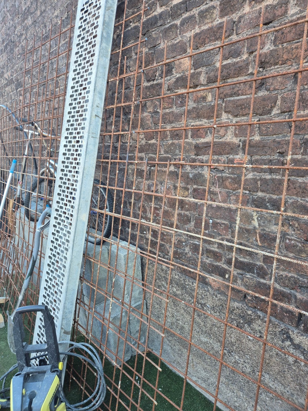 pallasse béton diamètre 8 5mx2m plus morceaux de, Tuin en Terras, Gaas en Draad, Ophalen of Verzenden