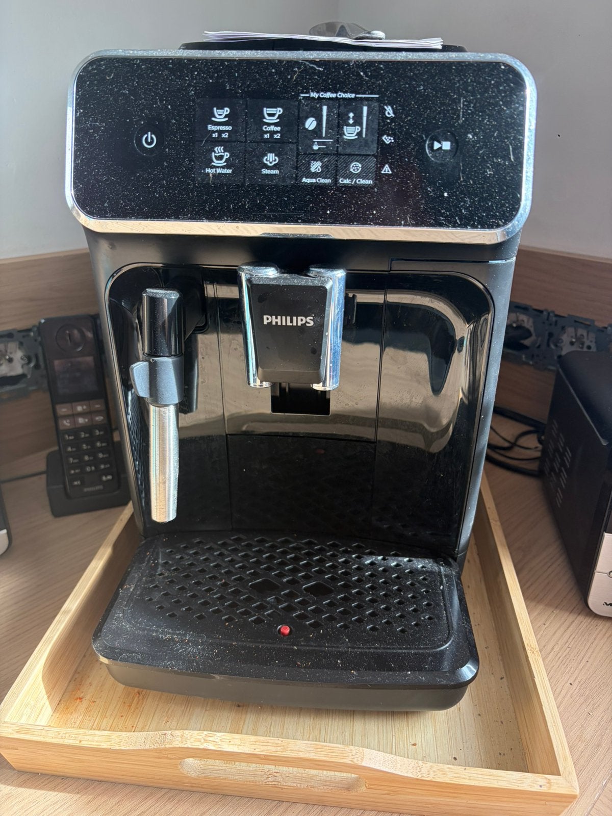 Fully automatic espresso machine 2200 series, Enlèvement, Comme neuf