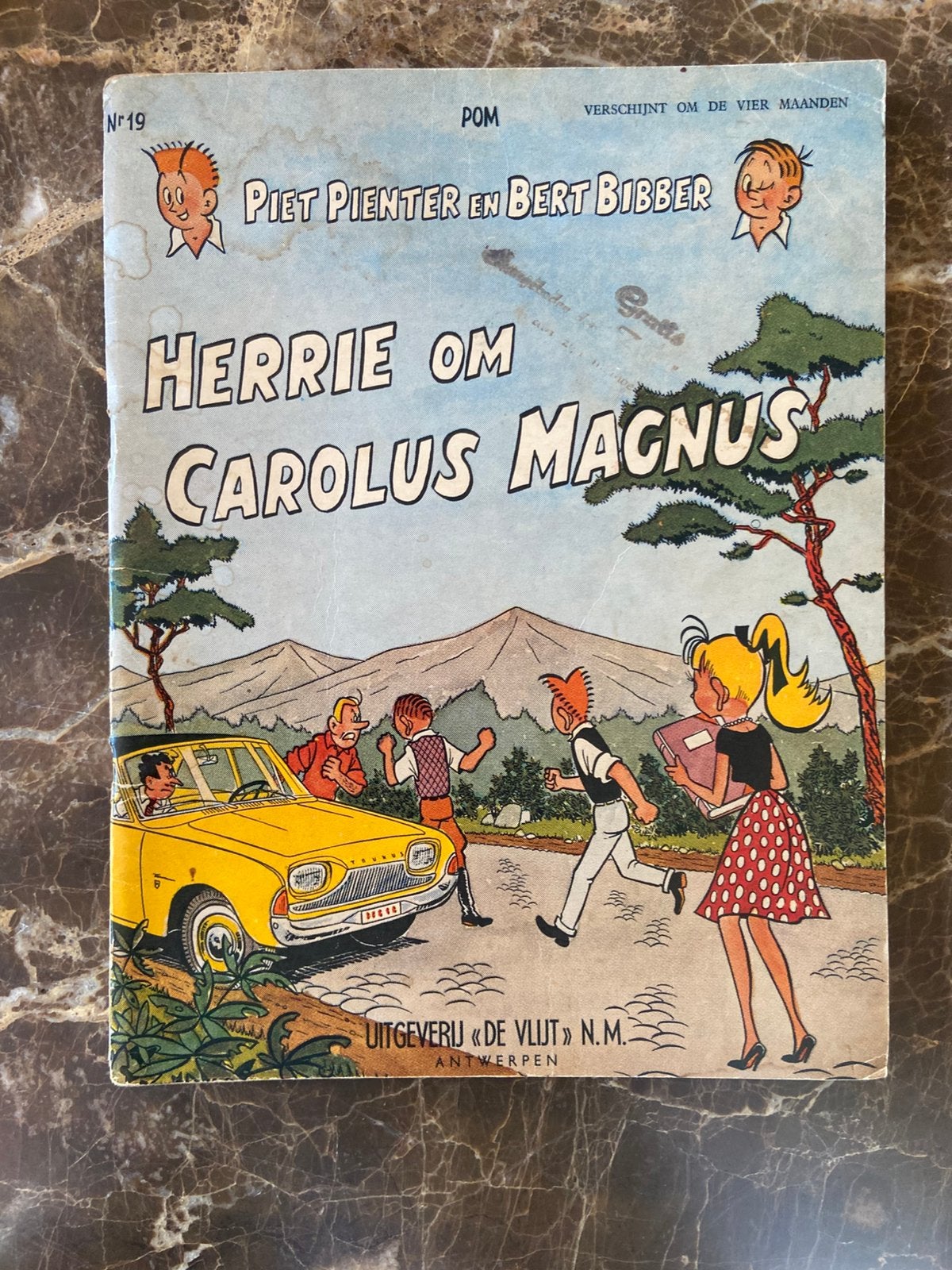 Piet Pienter en Bert Bibber 19 Herrie om Carolus Magnus, Ophalen of Verzenden, Zo goed als nieuw