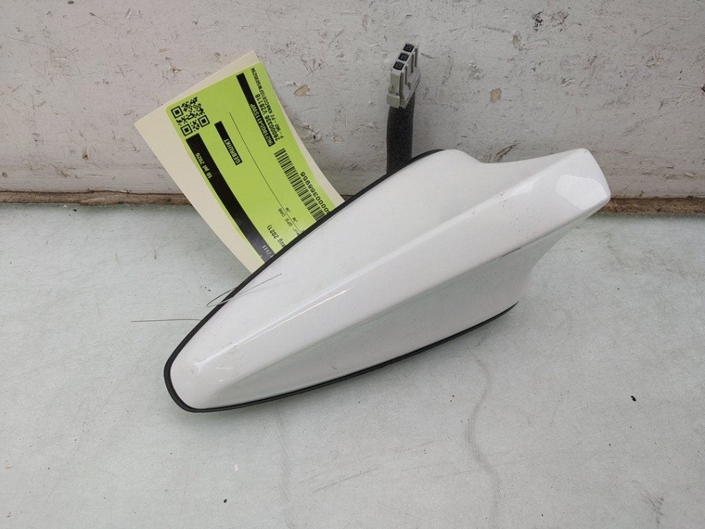 ANTENNE Kia Niro I (DE) (|96210G5411SWP|96210G5411|), Kia, Info@kia.de, Utilisé, Theodor-Heuss-Allee 11
60486  Frankfurt am Main, DE
