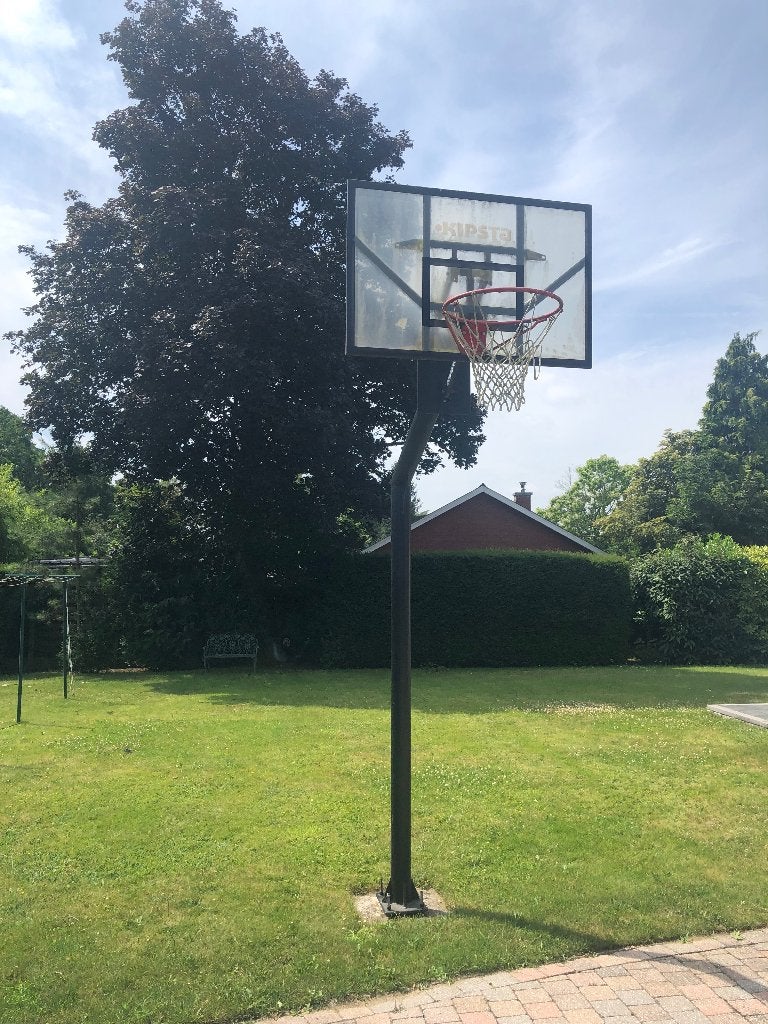 Op maat gemaakte basketbal paal + bord, Sports & Fitness, Basket, Enlèvement, Comme neuf, Anneau, Panneau ou Poteau