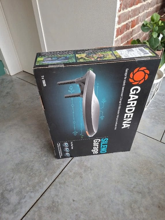 Garage robotmaaier, Tuin en Terras, Ophalen, Nieuw, Gardena en andere