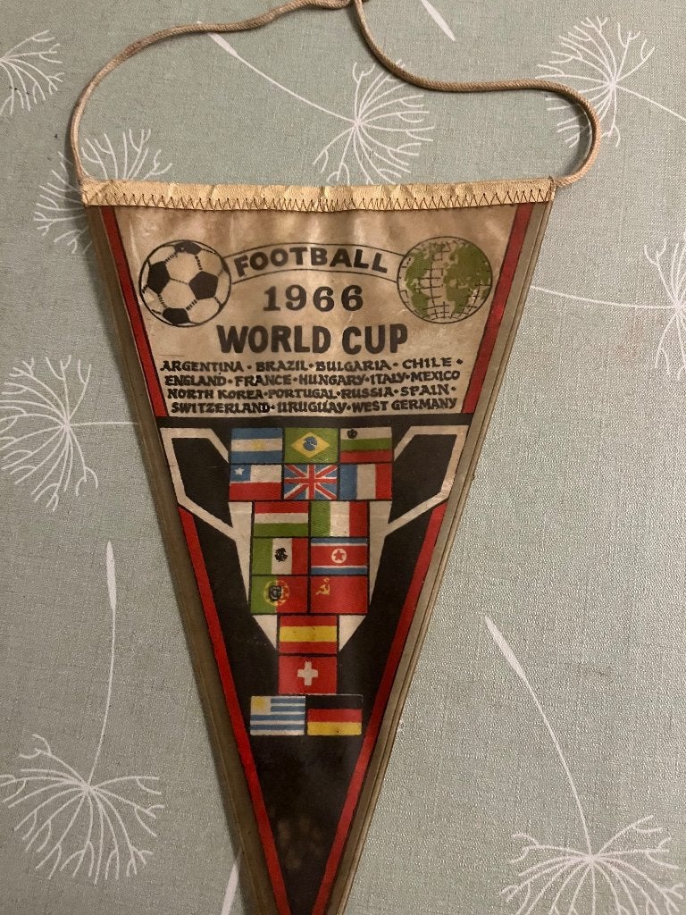 Vaantje wk voetbal 1966 Engeland, Verzamelen, Sportartikelen en Voetbal, Ophalen, Gebruikt, Vaantje of Sjaal