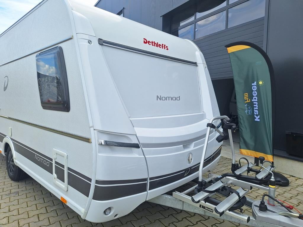 Dethleffs Nomad 470 FR - incl Mover + Opties !!! 2021 Topper, Rondzit, Particulier, Dethleffs, 1000 - 1250 kg