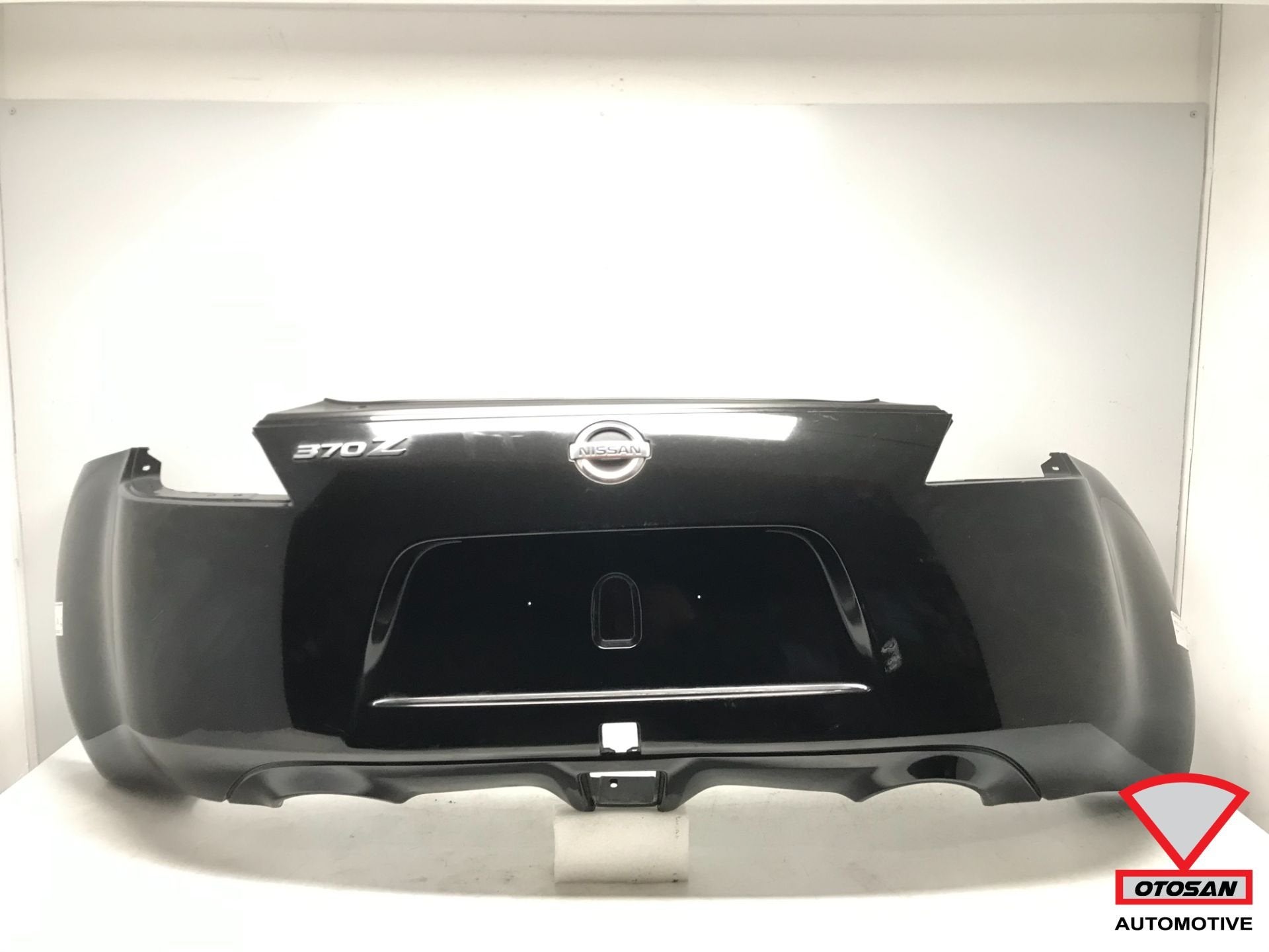Nissan 370Z Coupe Achterbumper Bumper Origineel!, Takashima 1-chome 1-1
220-8686  Yokohama, Bumper, NISSAN_SR@mail.nissan.co.jp