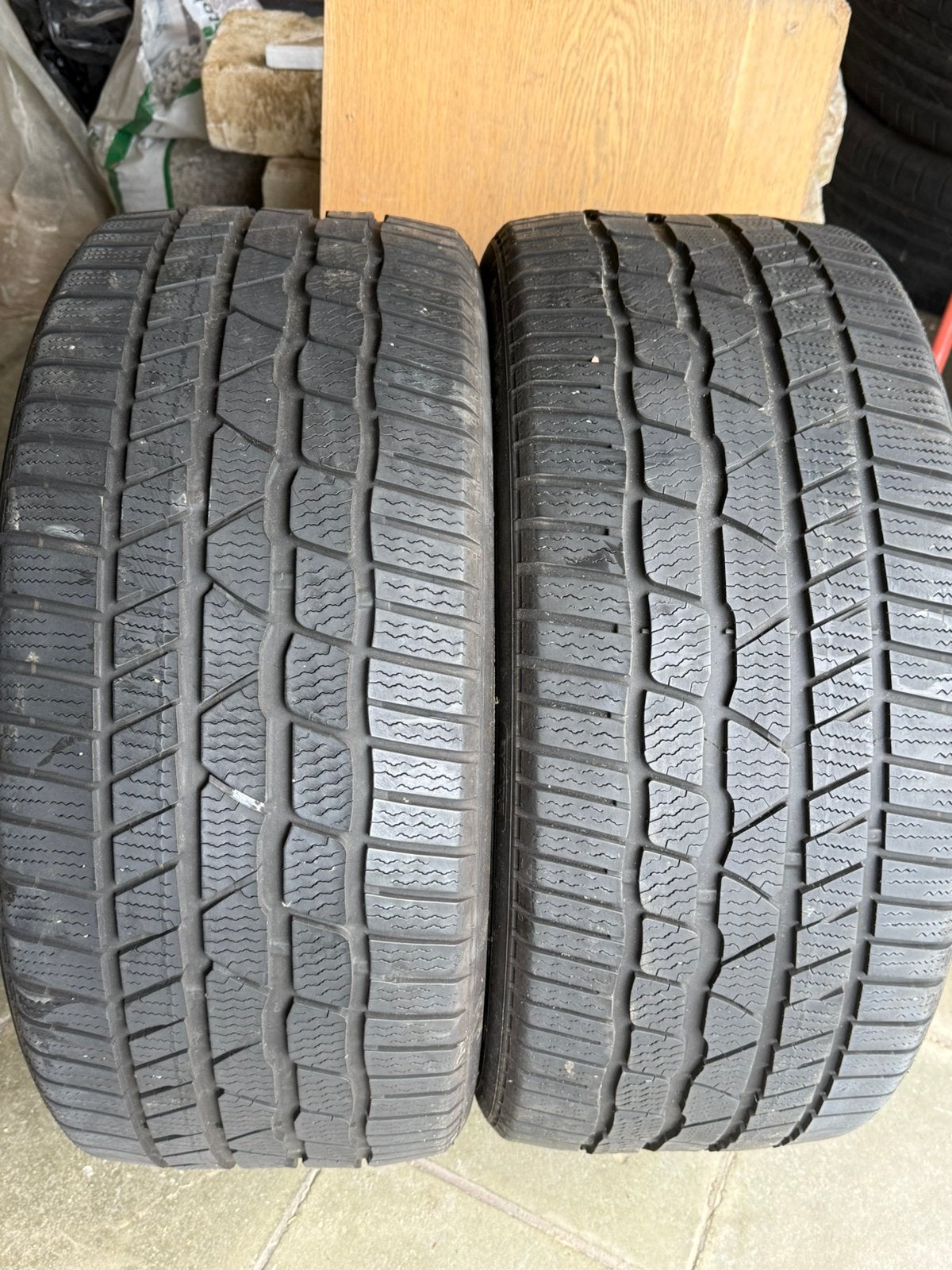 2 pneus hiver 255/35 R20 97 W, Pneus hiver, 255 mm, Véhicule de tourisme, Pneu(s)