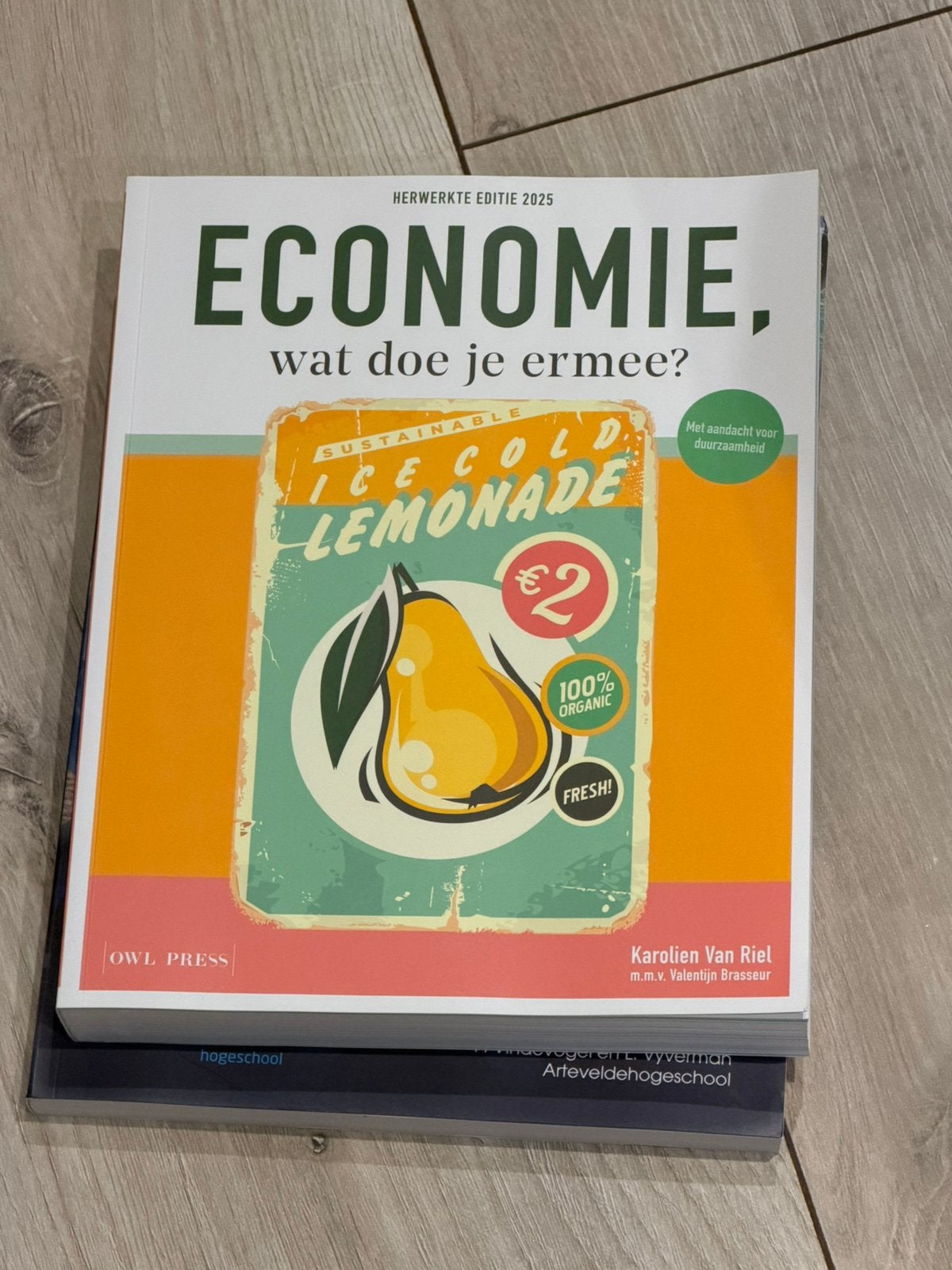 Économie : qu'en faites-vous ?, Enlèvement, Comme neuf, Secondaire, Économie