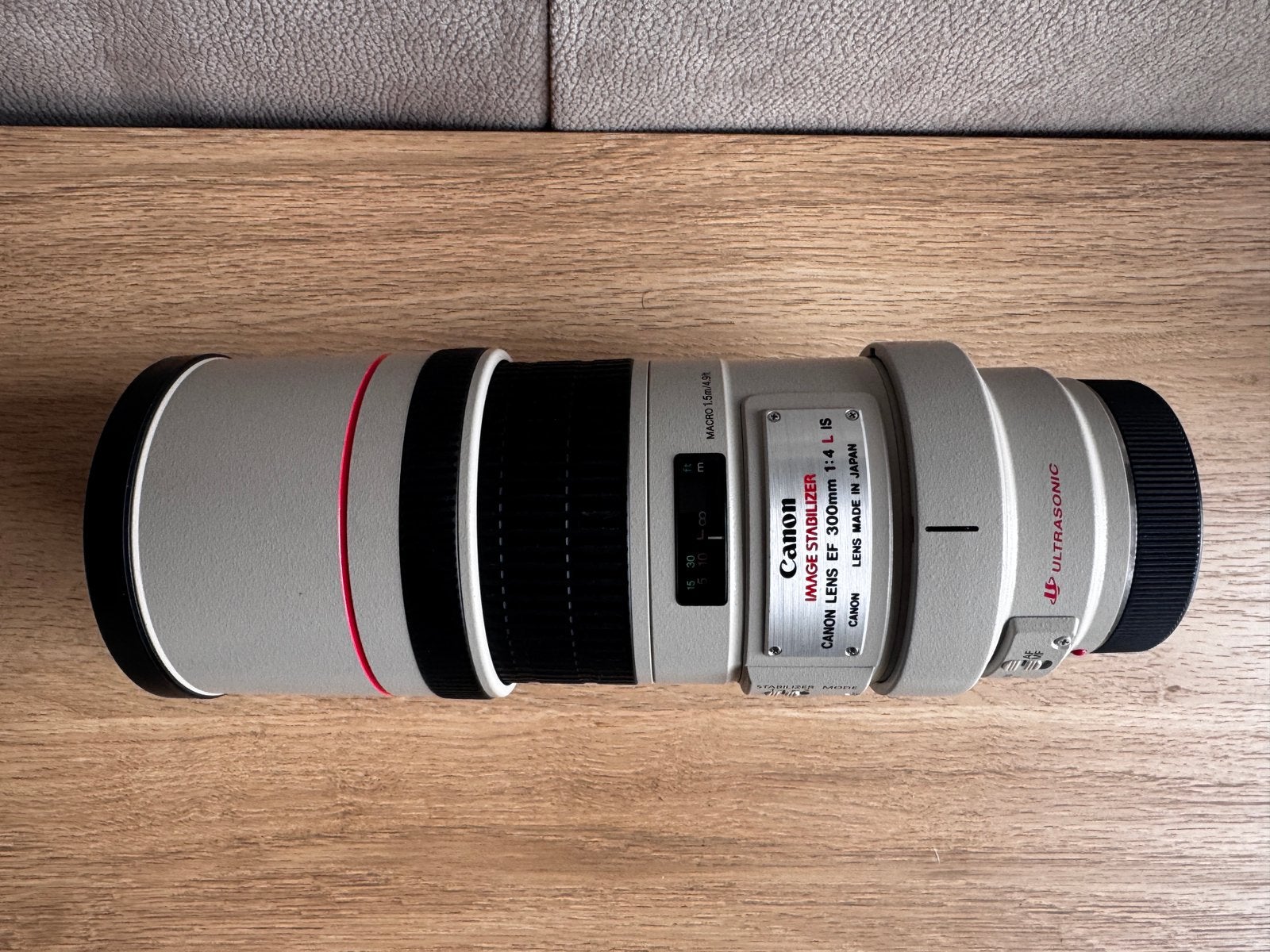 Canon ef 300mm f4 is usm telezoomlens, Canon, Zo goed als nieuw, Canon EF, Verzenden