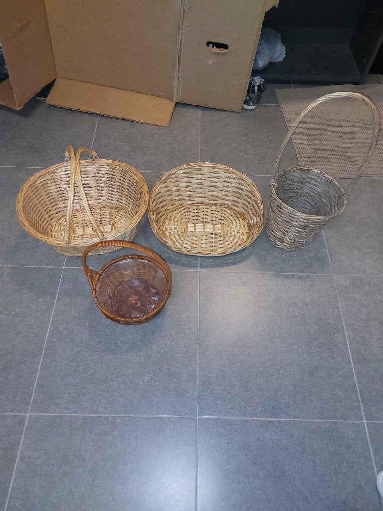 Handgemaakte rieten/rotan manden, Antiek en Kunst, Ophalen of Verzenden
