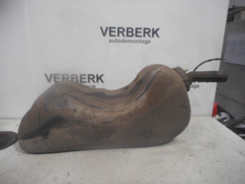 BRANDSTOFTANK Volvo 740 Estate (01-1985/12-1992) (3507095), Gebruikt, Info@volvocars.com, Volvo, Volvo Car Germany GmbH