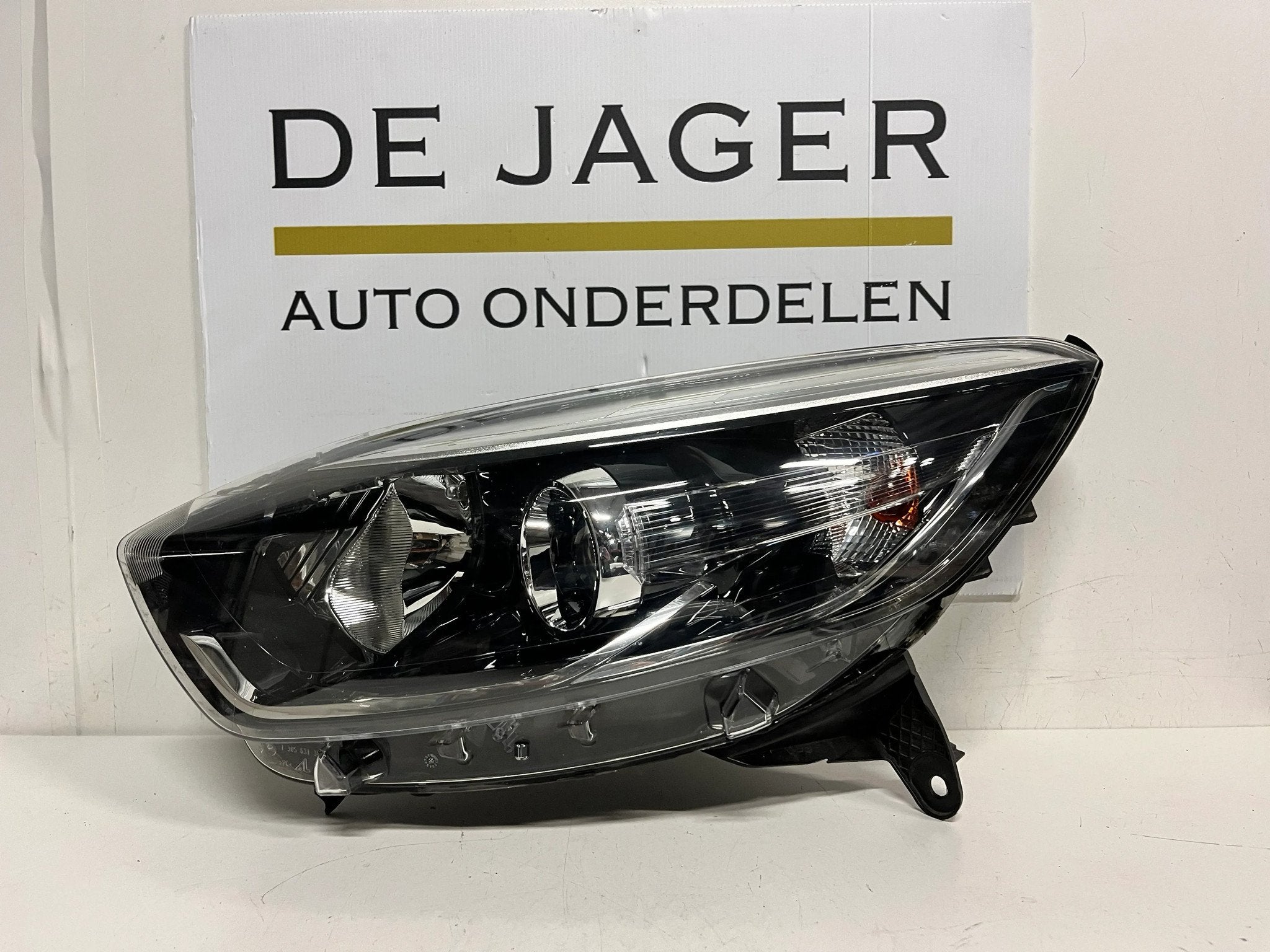 PHARE HALOGENE GAUCHE RENAULT CAPTUR H7 260603859R, Autos : Pièces & Accessoires, Éclairage, Renault, Utilisé